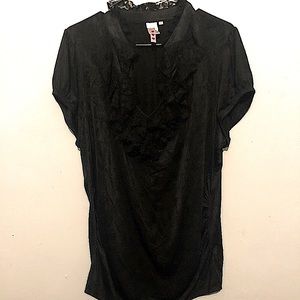 black lace ruffle top sz 3X